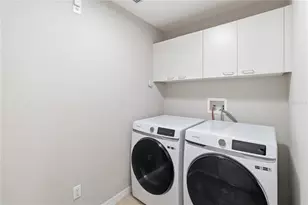 6658 Lake Pembroke Pl, Orlando, FL 32829 - Photo 22