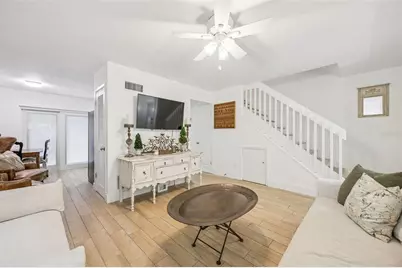 2218 Elizabeth Avenue #3, Orlando, FL 32804 - Photo 6