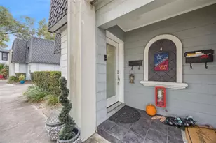 2218 Elizabeth Ave, Orlando, FL 32804 - Photo 4
