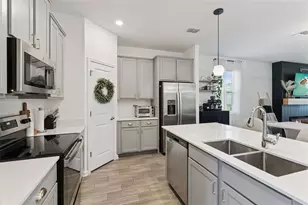 1372 Roxy Ln, Winter Garden, FL 34787 - Photo 16