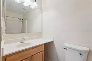 2907 Holly Berry Ct, Kissimmee, FL 34744 - Photo 14