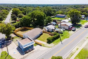 703 S Dixie Ave, Fruitland Park, FL 34731 - Photo 34