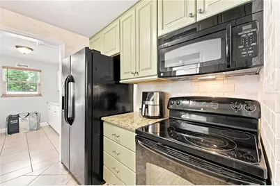 7311 Canal Drive, Sanford, FL 32771 - Photo 10