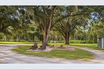 1735 Oakland Road E, Lakeland, FL 33801 - Photo 6