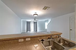 3745 Collingwood Ln, Oviedo, FL 32765 - Photo 10