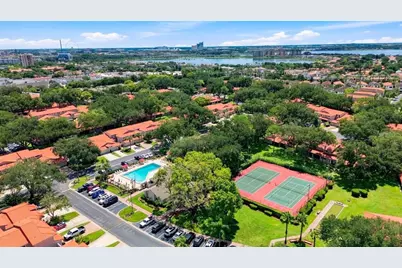 7537 Fenwick Cove Lane, Orlando, FL 32819 - Photo 46