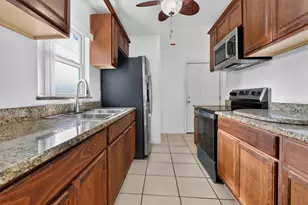 208 Palmyra Dr, Orlando, FL 32807 - Photo 4