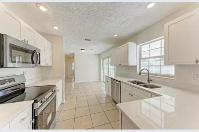 3207 19th Avenue W, Bradenton, FL 34205 - Photo 4