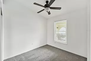 8827 Grand Palms Cir, Kissimmee, FL 34747 - Photo 16