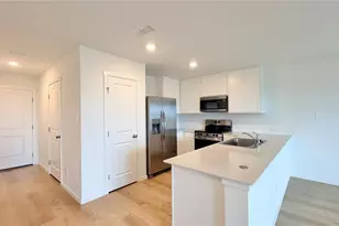 1561 Plank Pl, Davenport, FL 33837 - Photo 4