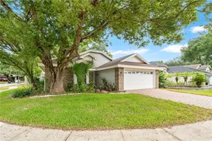 2141 Wekiwa Oaks Dr, Apopka, FL 32703 - Photo 2