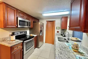 3979 SW Queen Anne Dr S, Orlando, FL 32839 - Photo 10
