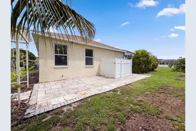 7414 39th Court E, Sarasota, FL 34243 - Photo 44