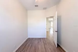 7414 39th Ct E, Sarasota, FL 34243 - Photo 20