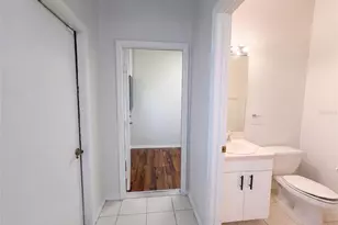 7414 39th Ct E, Sarasota, FL 34243 - Photo 24