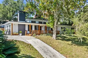 1467 Hilltop Dr, Mount Dora, FL 32757 - Photo 4