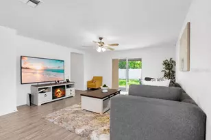 1031 East Pkwy, Deland, FL 32724 - Photo 8