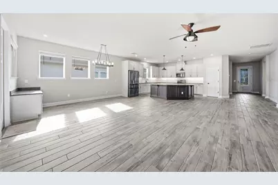 17026 Crestmont Boulevard, Clermont, FL 34711 - Photo 4