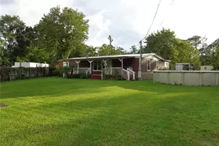 135 Sportsman Rd, Satsuma, FL 32189 - Photo 2