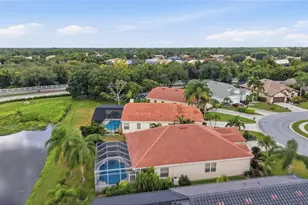 6817 Superior St Cir, Sarasota, FL 34243 - Photo 56