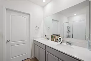 3918 Royal Azalea Wy, Sanford, FL 32773 - Photo 24