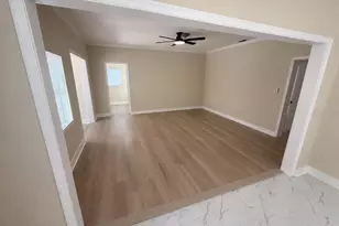 650 30th Ave S, Saint Petersburg, FL 33705 - Photo 8
