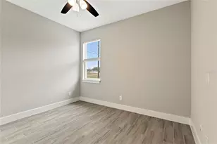 412 Lark Ct, Poinciana, FL 34759 - Photo 14
