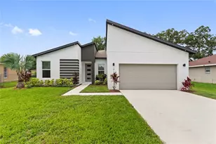 412 Lark Ct, Poinciana, FL 34759 - Photo 1