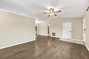 709 Cuxhaven St NW, Palm Bay, FL 32907 - Photo 6