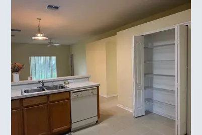 10130 Shadow Creek Drive, Orlando, FL 32832 - Photo 6