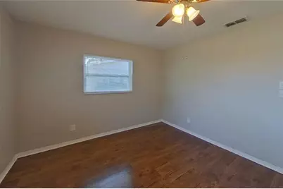 [Address not provided], Saint Petersburg, FL 33712 - Photo 8