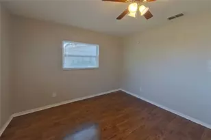 [Address not provided], Saint Petersburg, FL 33712 - Photo 8