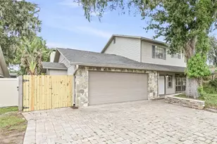 1010 Mallow Way, Brandon, FL 33510 - Photo 2