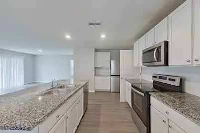 8711 SW 44th Court, Ocala, FL 34476 - Photo 2