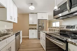 10293 Satsuma Rd, Seminole, FL 33772 - Photo 6