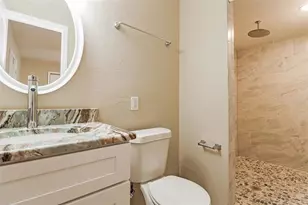 10293 Satsuma Rd, Seminole, FL 33772 - Photo 12