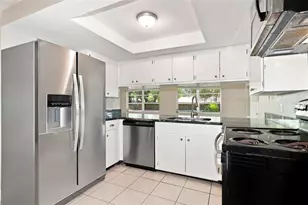 5600 Andrea Dr, Holiday, FL 34690 - Photo 6
