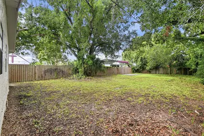 1743 30th Street S, Saint Petersburg, FL 33712 - Photo 36