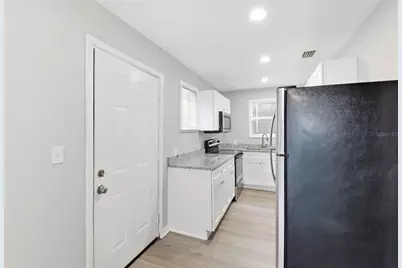 1743 30th Street S, Saint Petersburg, FL 33712 - Photo 14