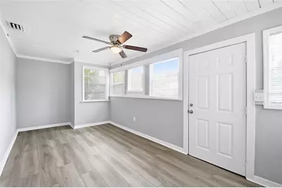 1743 30th Street S, Saint Petersburg, FL 33712 - Photo 8