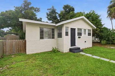 1743 30th Street S, Saint Petersburg, FL 33712 - Photo 4