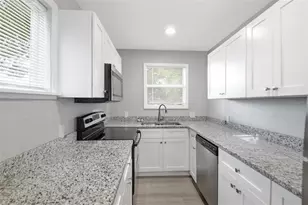 1743 30th St S, Saint Petersburg, FL 33712 - Photo 18