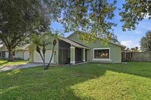 20828 Maxim Pkwy, Orlando, FL 32833 - Photo 2