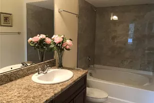 2060 Royal Vista Ct, Orlando, FL 32817 - Photo 10