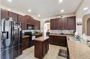 351 Michigan Estates Cir, Saint Cloud, FL 34769 - Photo 10