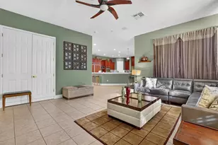 2555 Rose Spring Dr, Orlando, FL 32825 - Photo 12
