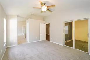 8516 Canterbury Lake Blvd, Tampa, FL 33619 - Photo 12