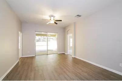 8516 Canterbury Lake Boulevard, Tampa, FL 33619 - Photo 10