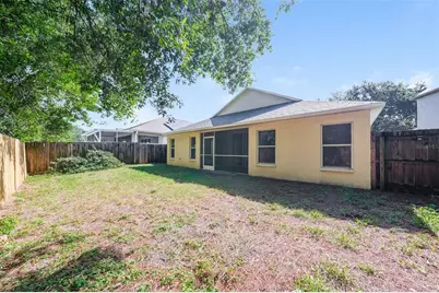 8516 Canterbury Lake Boulevard, Tampa, FL 33619 - Photo 20