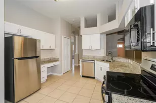 8516 Canterbury Lake Blvd, Tampa, FL 33619 - Photo 8